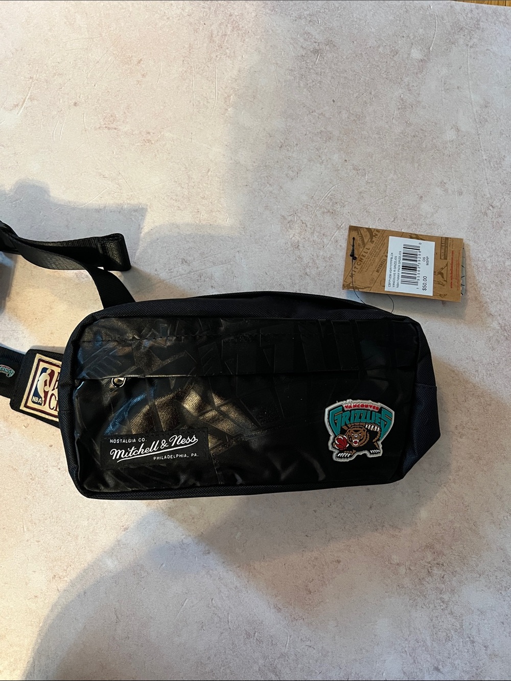 Mitchell & Ness Black Vancouver Grizzlies Belt Bag Unisex